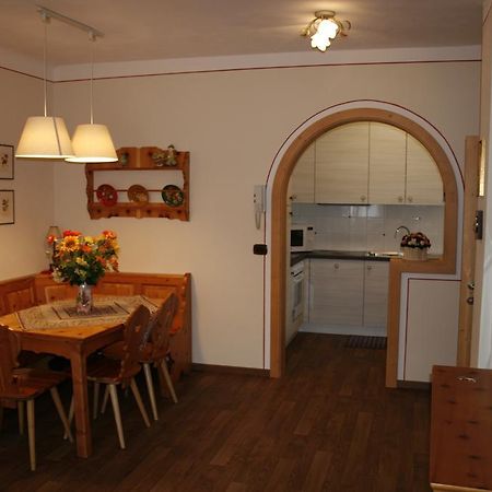 Casa Basilio Apartment Predazzo Room photo