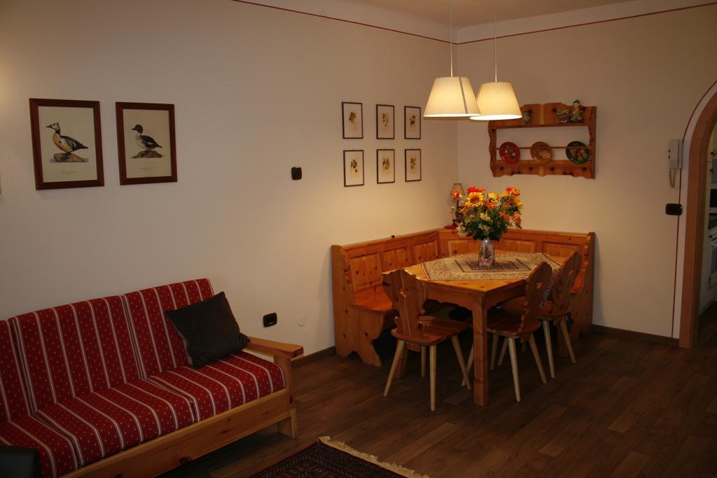 Casa Basilio Apartment Predazzo Room photo
